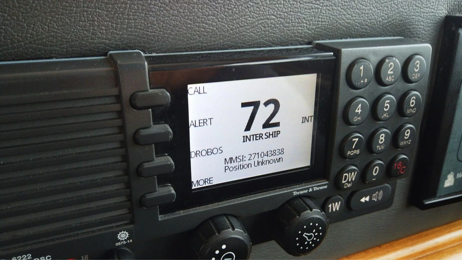 mf-hf-radio