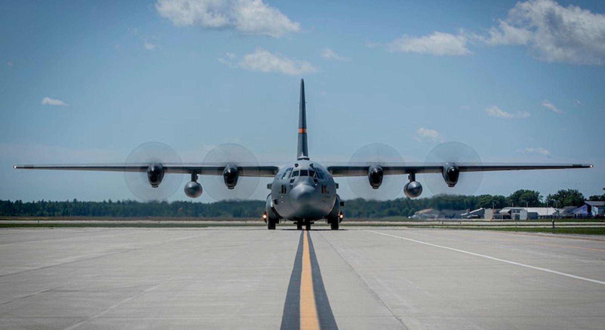 Hercules-Aircraft_-The-Unparalleled-Workhorses-of-the-Skies