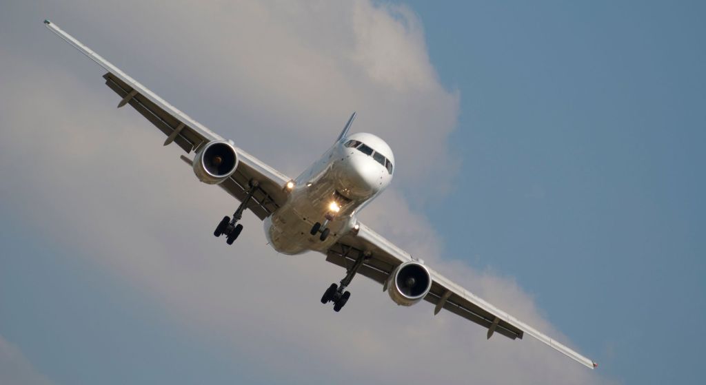 Safety Takes Flight_ Cutting-Edge Features in New Boeing Aircraft