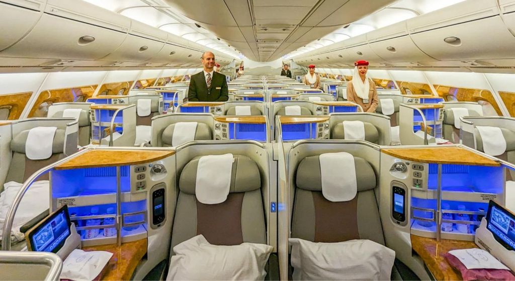 From Takeoff to Touchdown_ The Airbus A380-800 Experience