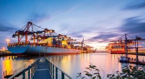 Managing-Cargo-Ship-Logistics_-Tips-for-Efficient-Transportation