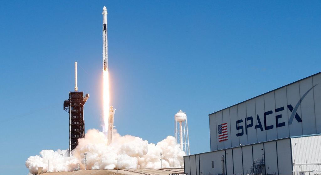 SpaceX Triumph_ California Launch Marks Milestone in Global Satellite Communication