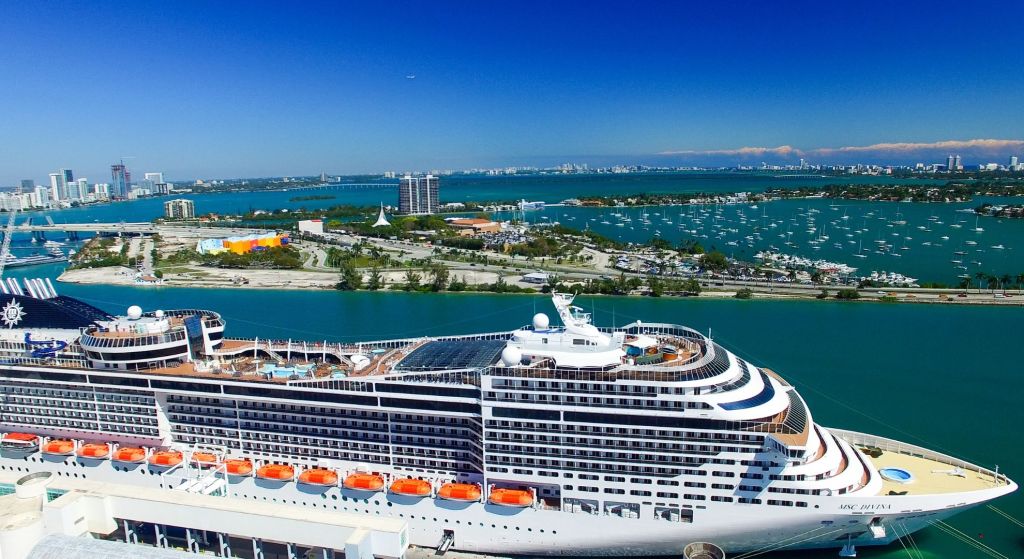 cruise-ships-at-the-port-of-halifax