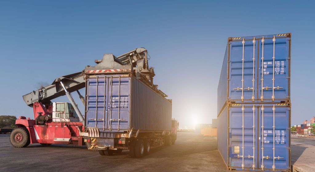 trade-dynamics-and-cargo-handling