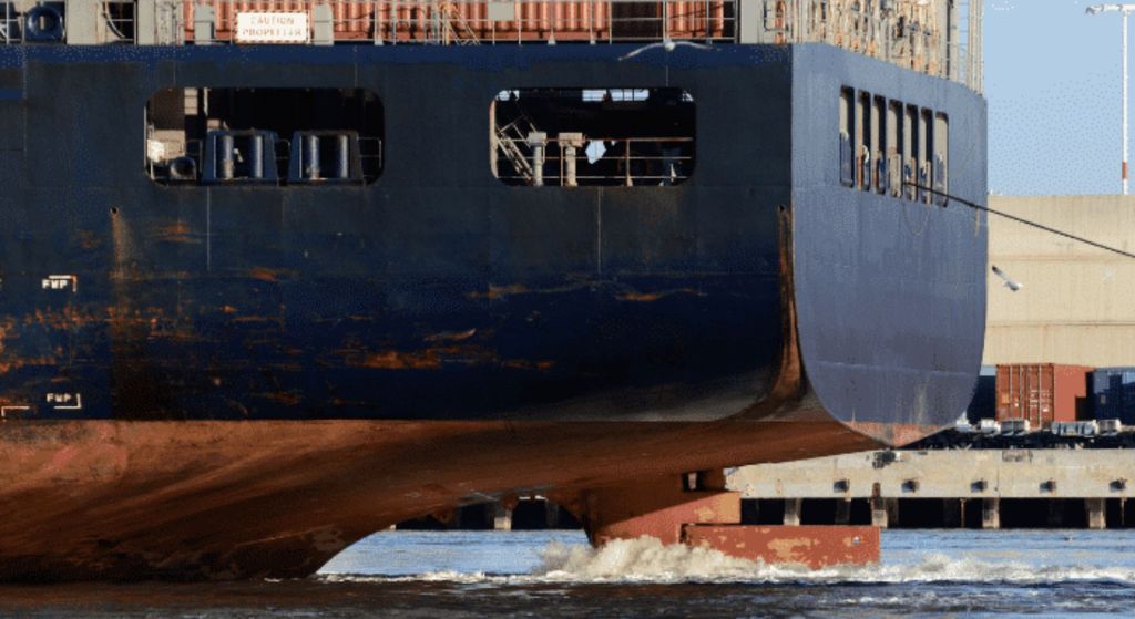 Discovering the Beauty of the Stern of the Ship