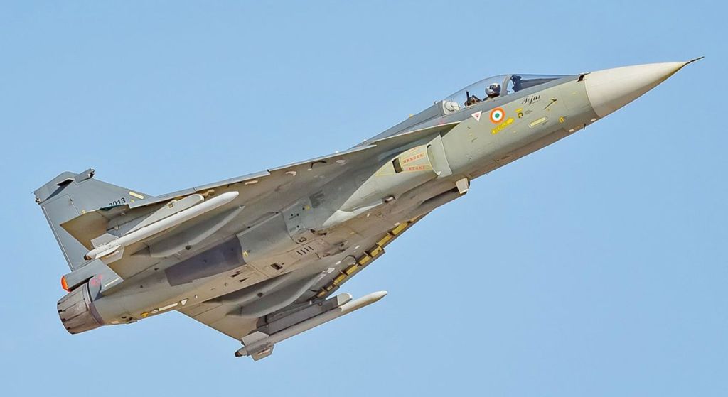 features-of-tejas-aircraft
