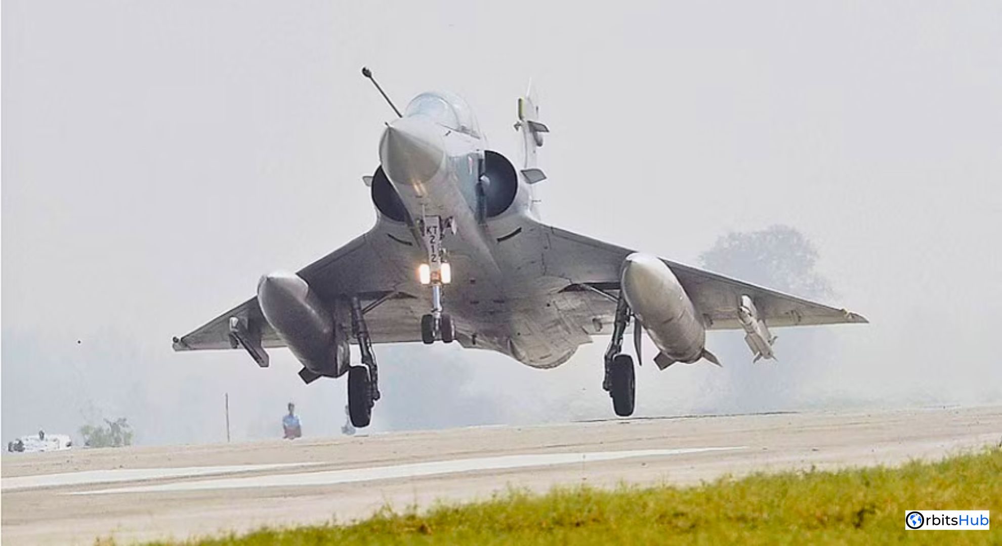 The Power and Precision of the Mirage 2000 Fighter Jet