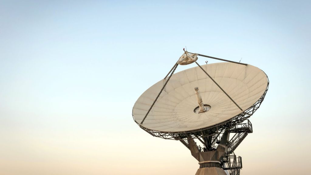environmental-echoes-the-ecological-impact-of-satellite-communication