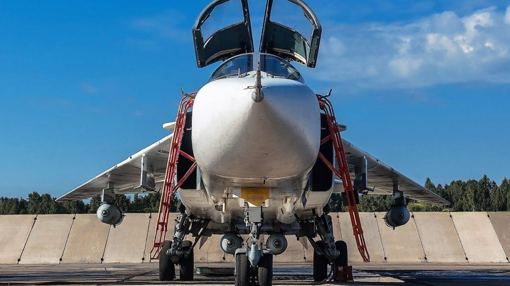 russia-a-stalwart-inheritor-sukhoi-24-aircraft