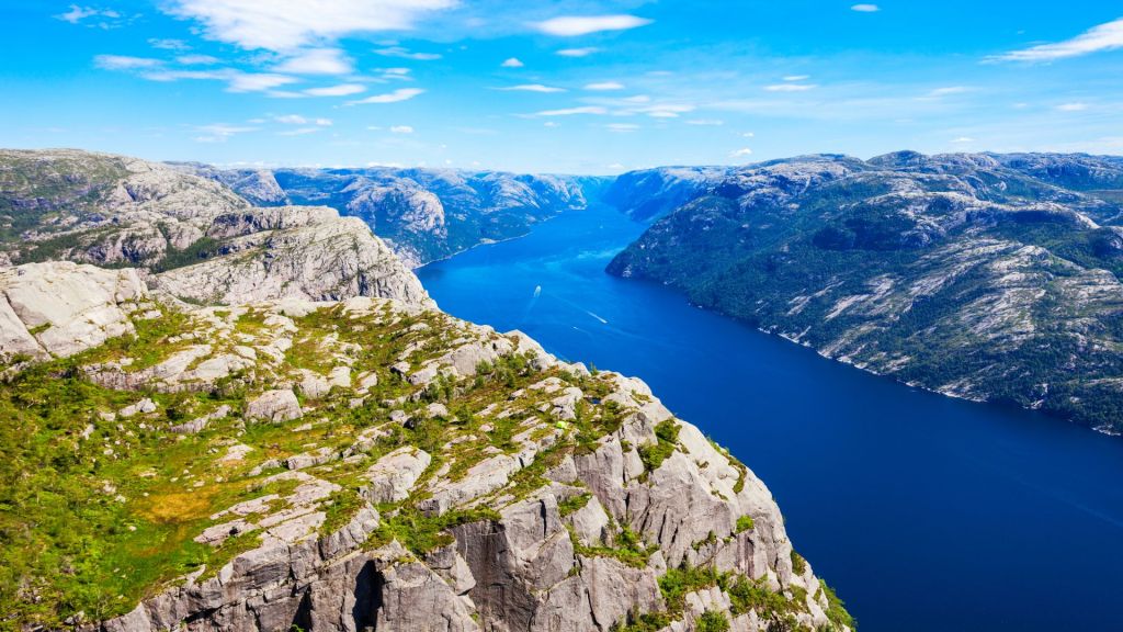 4-lysefjord-a-hikers-delight