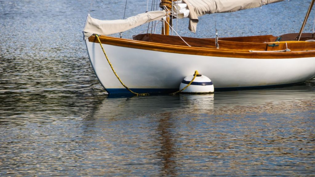 catboats-sailing-simplicity-redefined