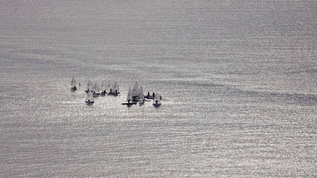 keel-and-rudder-innovations-balancing-act-at-sea