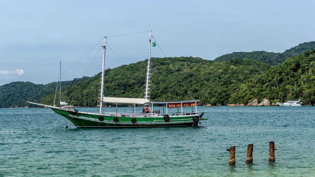 simplicity-in-design-a-solo-sailors-best-friend