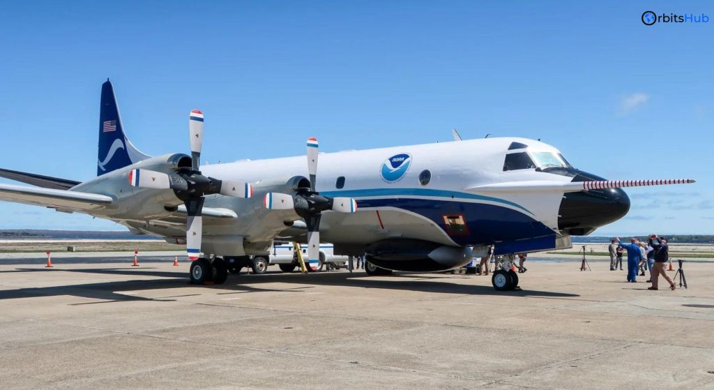 the-science-behind-hurricane-hunter-aircraft