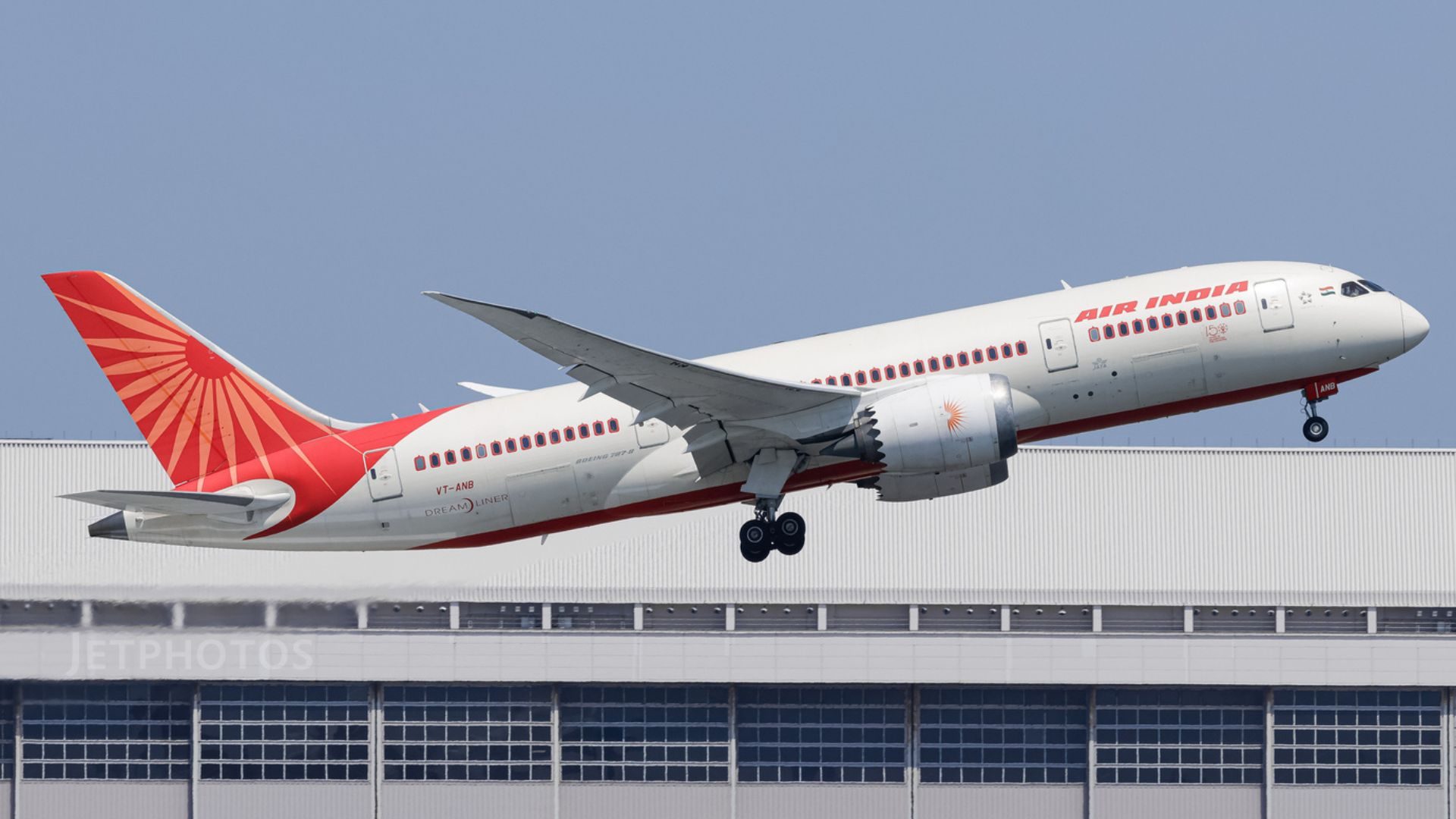 Inside the Boeing 787- Timeline, Failures & Features